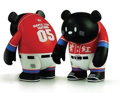 Adfunture Mania 2009 Yoka Bear Maple Leaf Taitung Limited 3  Vinyl Action Figure Online Sale