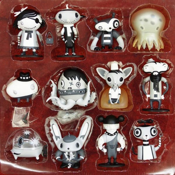 Flying Cat 2004 Nathan Jurevicius Scarygirl Mono Edition 3  Vinyl Figure Set For Sale